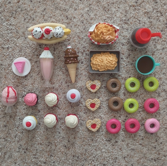 Miniature Play Food Desserts - Picture 1 of 2